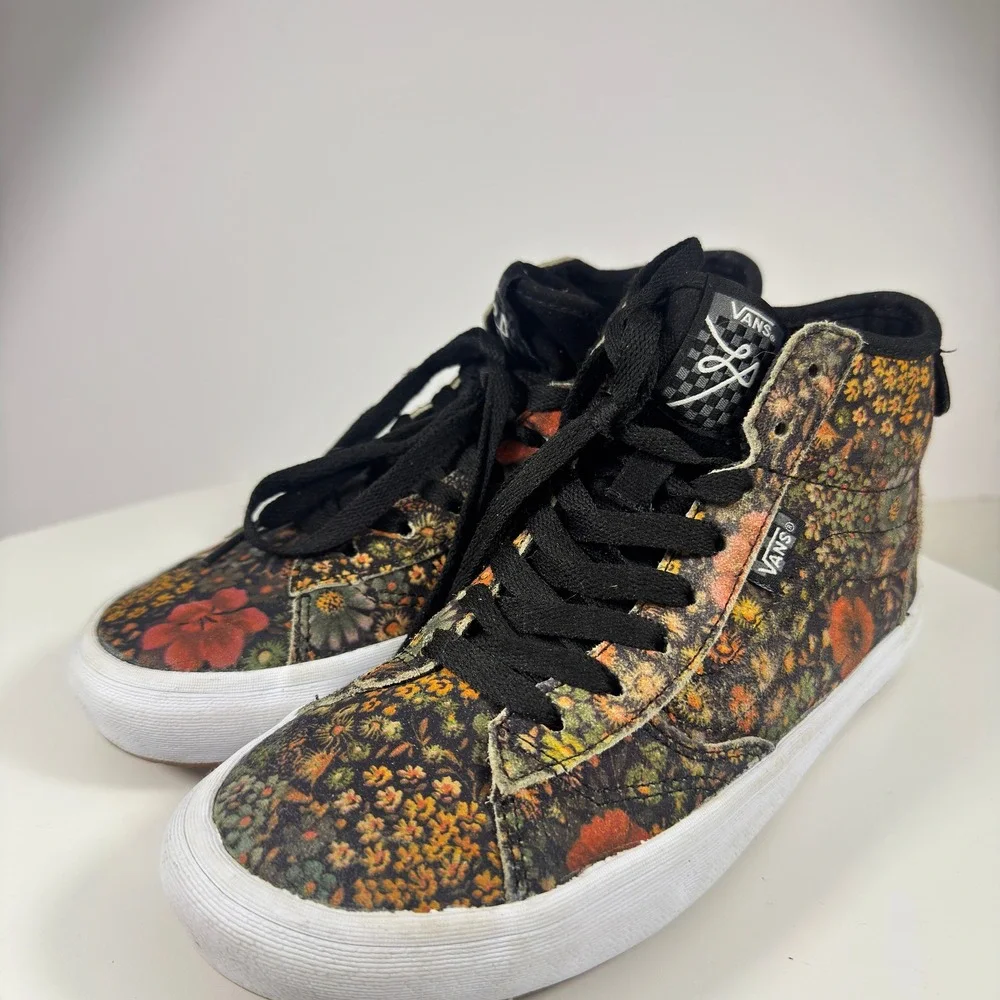 Vans The Lizzie Armanto Skate Shoes Womens Size 6 Floral High Top Sneakers